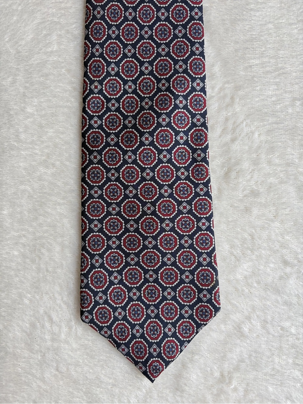 Vintage Bert Pulitzer Geometric Medallion Mens Necktie in Navy, Burgundy & White - Picture 1 of 7